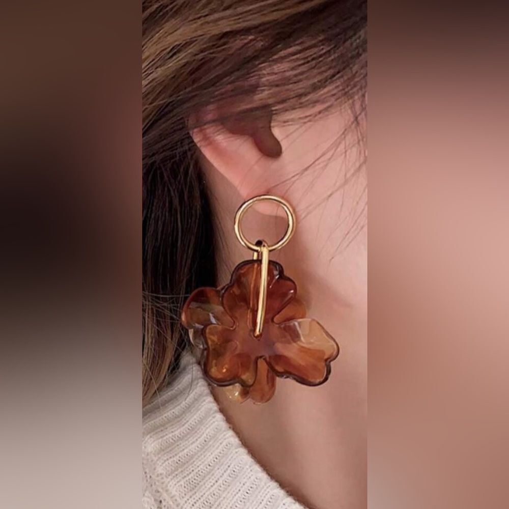 Brown Floral Earrings N1301